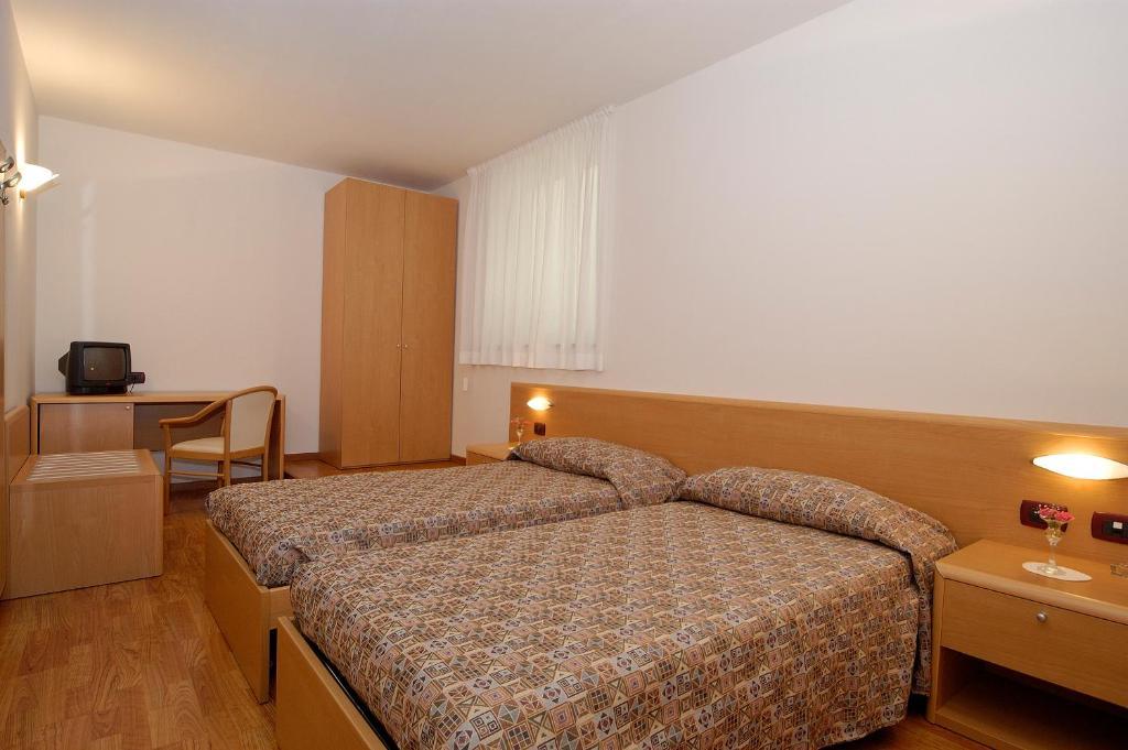 Hotel Karinhall Trento Eksteriør bilde