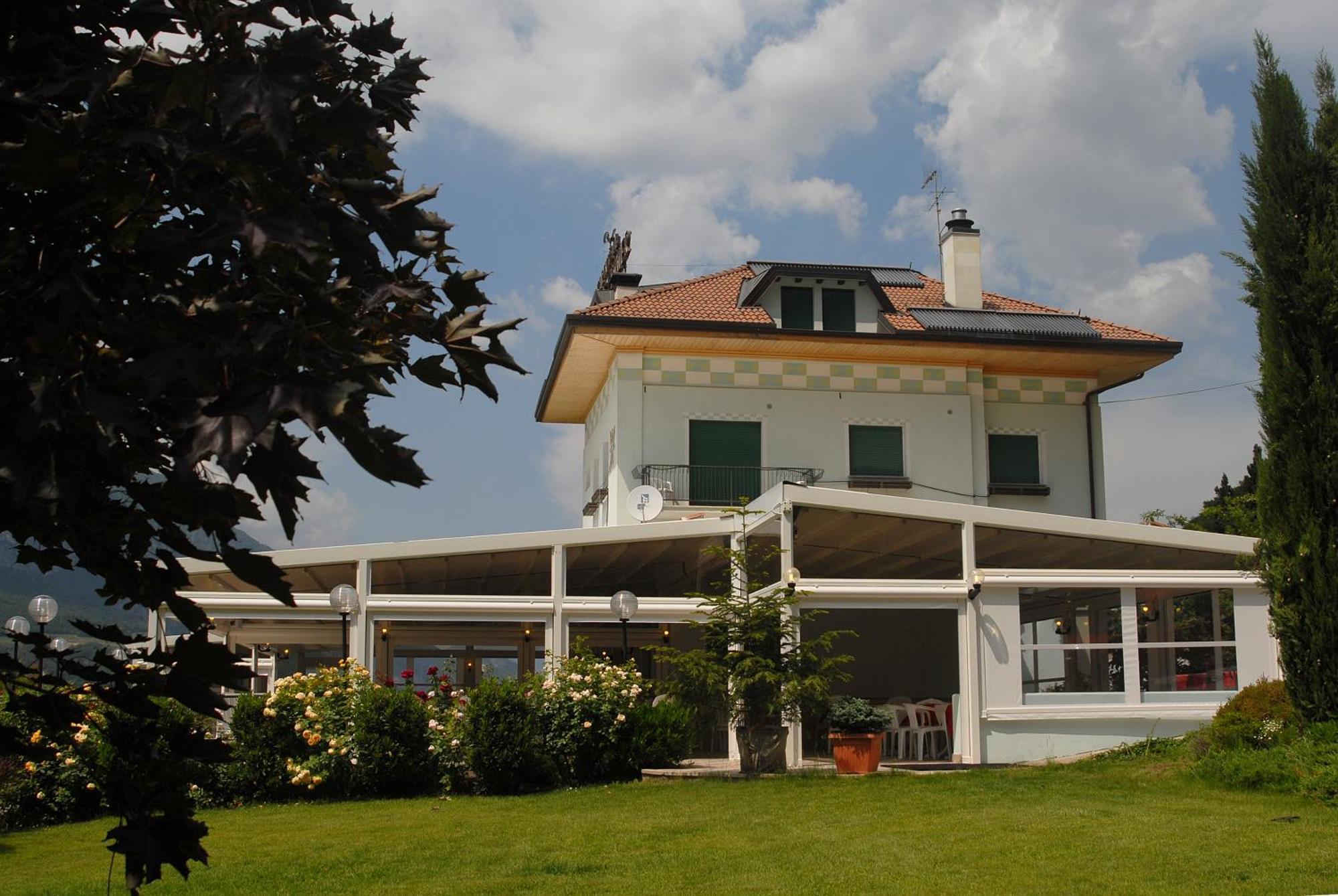 Hotel Karinhall Trento Eksteriør bilde